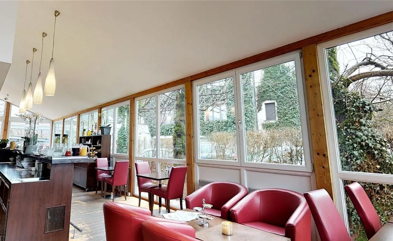 ****  Hotel Via Roma Salzburg Austria