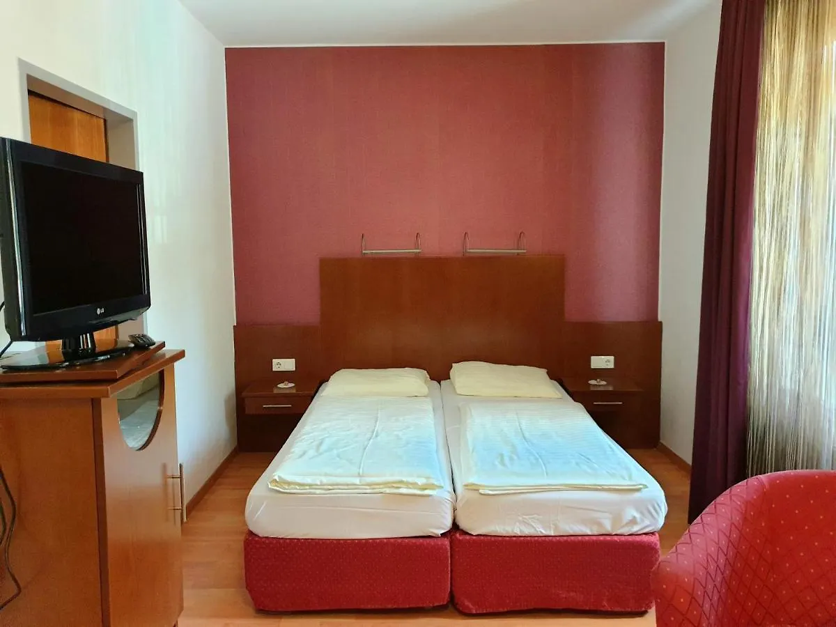 Hotel Via Roma Salzburg 4*,  Austria